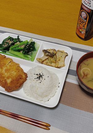Hình của món Tonkatsu - Thịt lợn chiên xù kiểu Nhật.