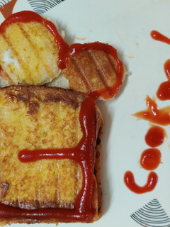 சாக்லேட் பிரஞ்ச் டோஸ்ட் (Chocolate French Toast Recipe in tamil) செய்முறை முக்கிய புகைப்படம்