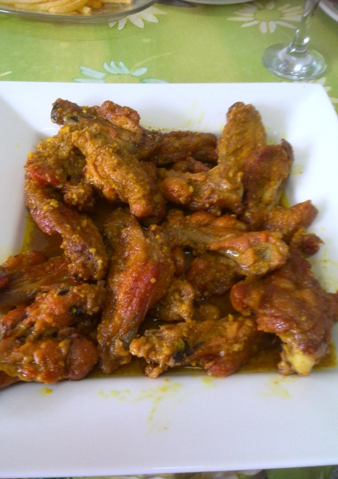Una foto de Alas de pollo en salsa