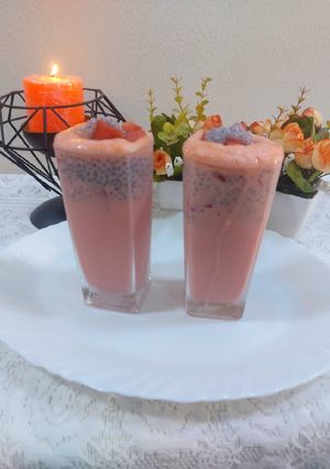 A picture of Watermelon sharbat.