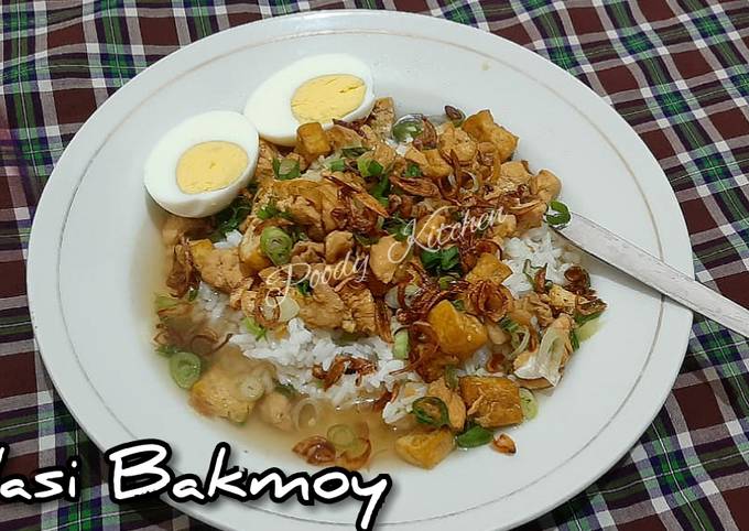 Nasi Bakmoy