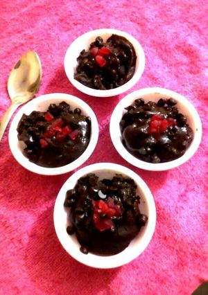 A picture of Creamy Chocolate Pudding.