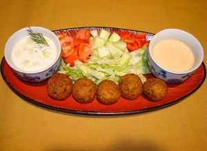 Una foto de FALÁFEL, BOLITAS DE GARBANZO FRITAS