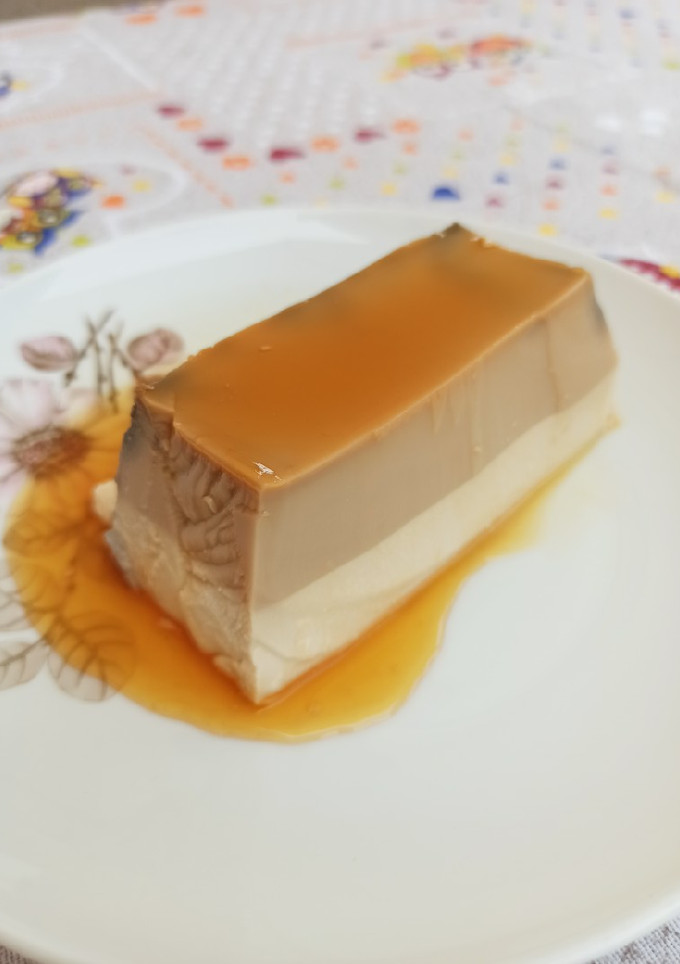 Una foto de Flan de café
