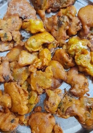 A picture of Pakoda.