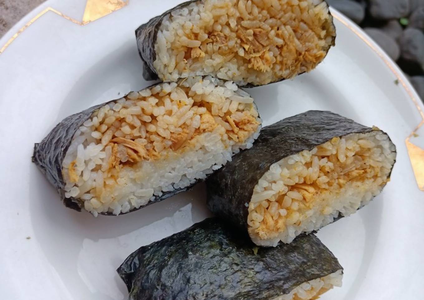 Onigiri ayam kare cepat Dan mudah