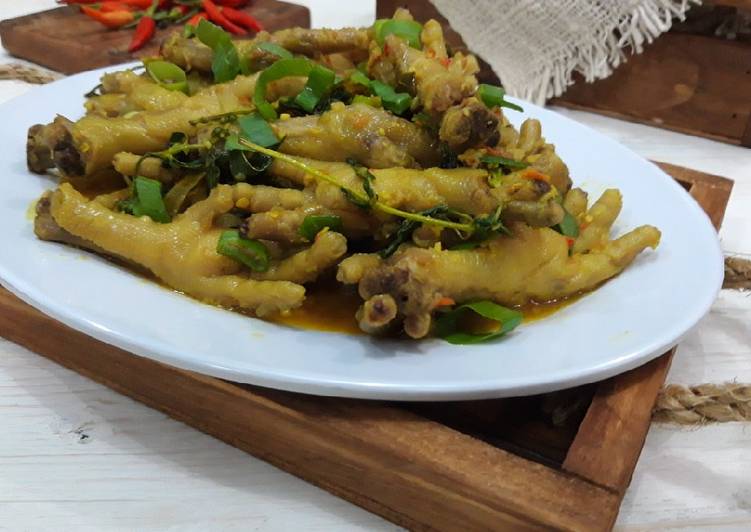 Rica-rica Ceker Kemangi