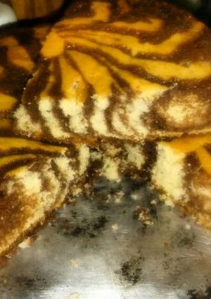 Una foto de Torta cebra de vainilla y chocolate