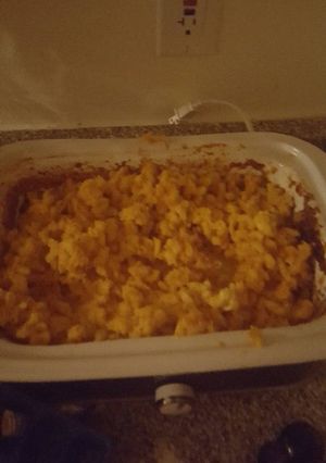 A picture of Slow cooker macaroni and cheese.