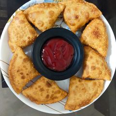 Magi samosa A picture of Magi samosa.