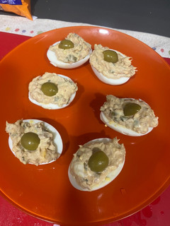 Una foto de Huevos rellenos