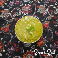 A picture of Coriander Pesto.