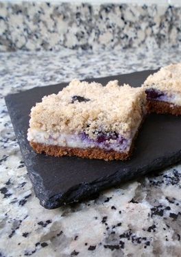 Foto principal de Tarta de queso y arándanos con crumble