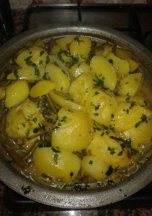 A picture of Chicken and Potato Tagine.