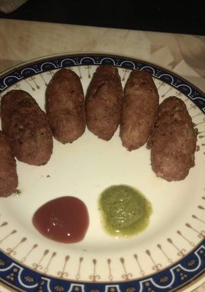 कटलेट (Cutlet recipe in hindi) रेसिपी मुख्य फोटो