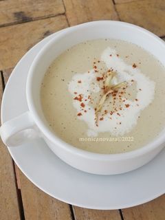 Foto resep Roasted Cauliflower & Bone Marrow Cream Soup