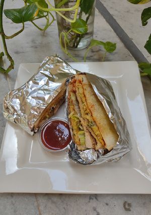 A picture of Korean Sandwich 🥪🥪.