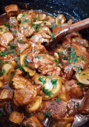 Une photo de Sauté de veau marengo