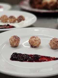 Una foto de Delicias de queso y mermelada