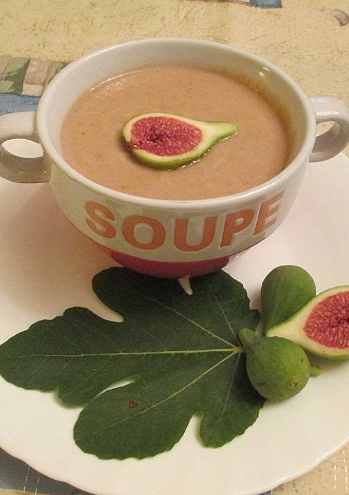 Una foto de Crema de higos frescos