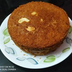 A picture of Fruit cake.