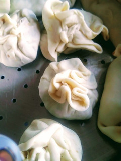 मोमोज (Momos recipe in hindi) रेसिपी मुख्य फोटो