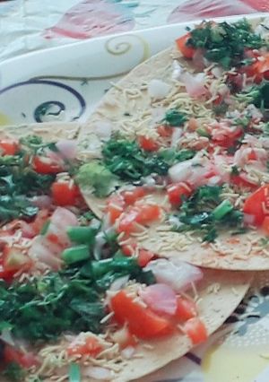 A picture of Masala khakra salad.
