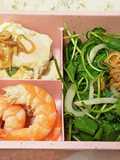 Cơm hộp hai món mang đi làm
