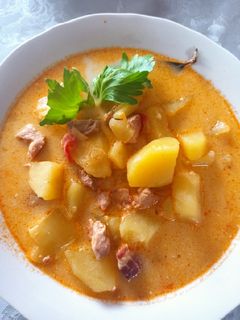 Húsos krumplileves recept fotója