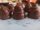 Conos de oreo y dulce de leche