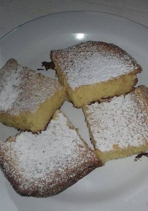 Una foto de Torta de polenta y coco