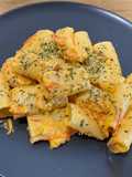 Paccheri cremosi burrata pomodorini e gamberi