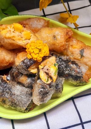 A picture of 4-Ingredient Vietnamese Egg Rolls by #giovang.