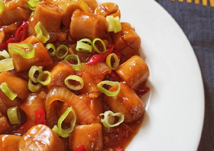 150. Sosis Pedas Manis