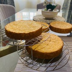 A picture of Fluffy Vanilla Sponges.