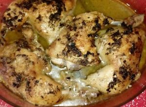 Foto principal de Cuartos traseros de pollo asados en salsa de limón y tomillo