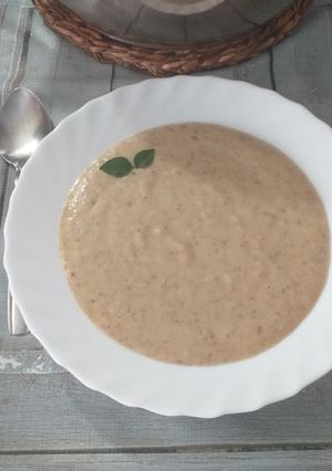 Una foto de Crema de champiñones