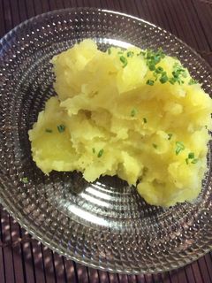 Une photo de Écrasé de pommes de terre à l'huile de truffes