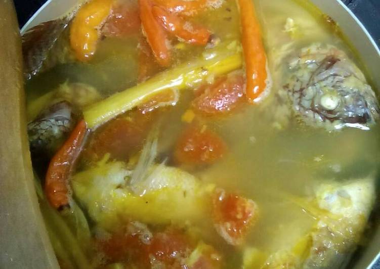 Resep Mujaer Kuah Kuning yang lezat dan Mudah Dibuat