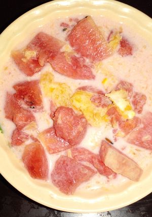 A picture of Fruit salad.