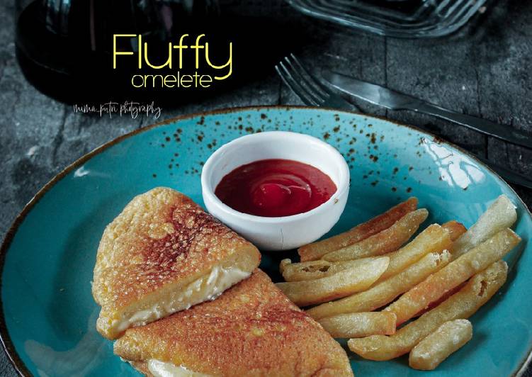 Cara Gampang Menyiapkan Fluffy Omelette, Lezat