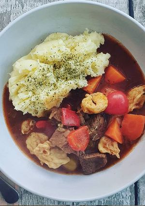 A picture of Beef Goulash.