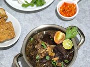 Gambar rawon daging