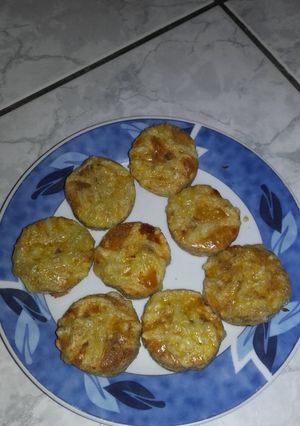 Teljes kiőrlésű sajtos pogácsa 🌝 recept fotója