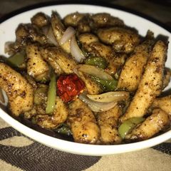 A picture of Chicken chilli dry.