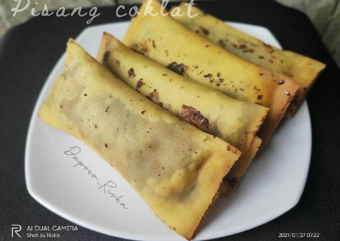 Piscok (pisang coklat)