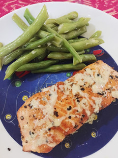 Foto resep Pan seared salmon with lemon butter sauce