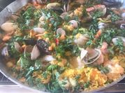 Una foto de conchas con pollo