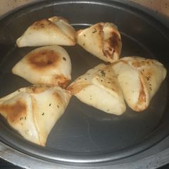A picture of Chicken cheese buns.
