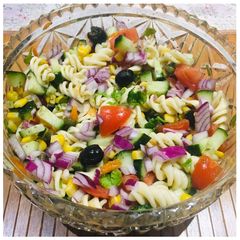 A picture of 🌈Rainbow Pasta salad:.